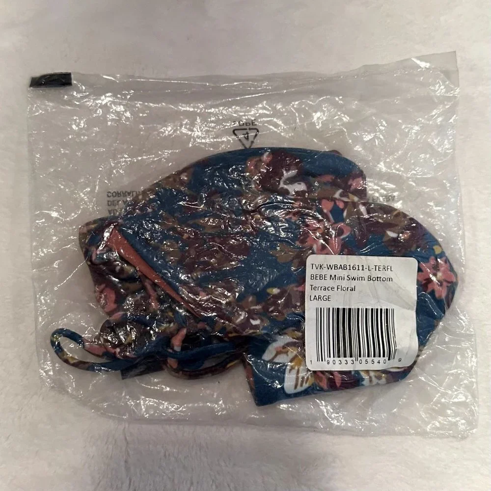NWT Tavik Bebe Mini Reversible Swim Bottom in Terrace Floral - Large